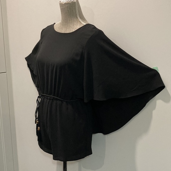 FOREVER 21 Black Batwing Sleeve Drawstring Waist Romper s/m - Picture 6 of 15